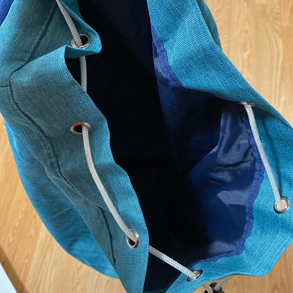 Backpack - Picture 6 of 6